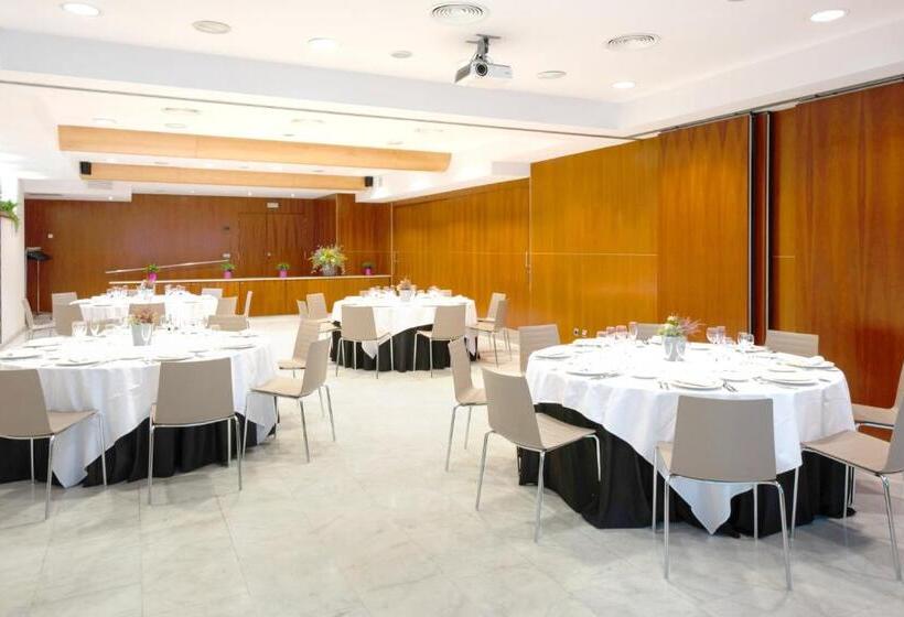 Отель Catalonia Barcelona 505