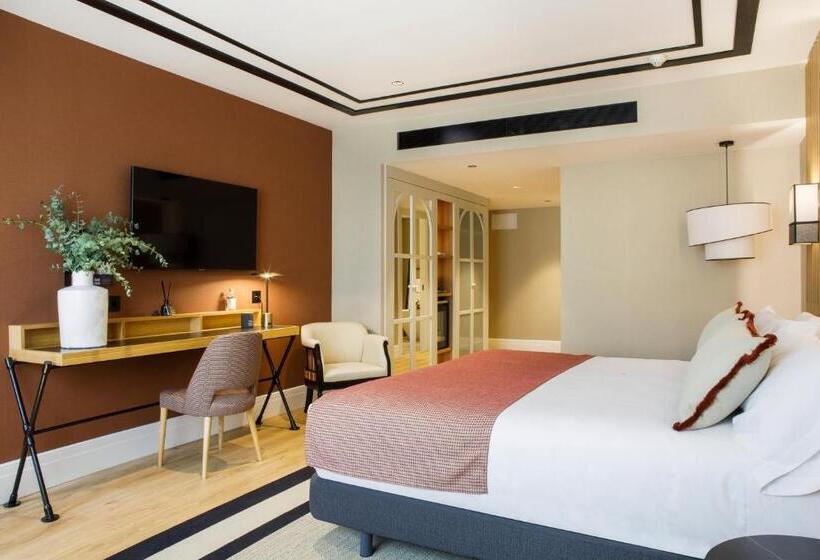 Отель Catalonia Barcelona 505