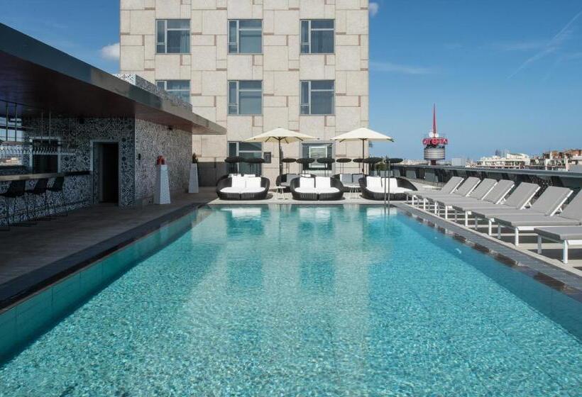 Отель Catalonia Barcelona Plaza