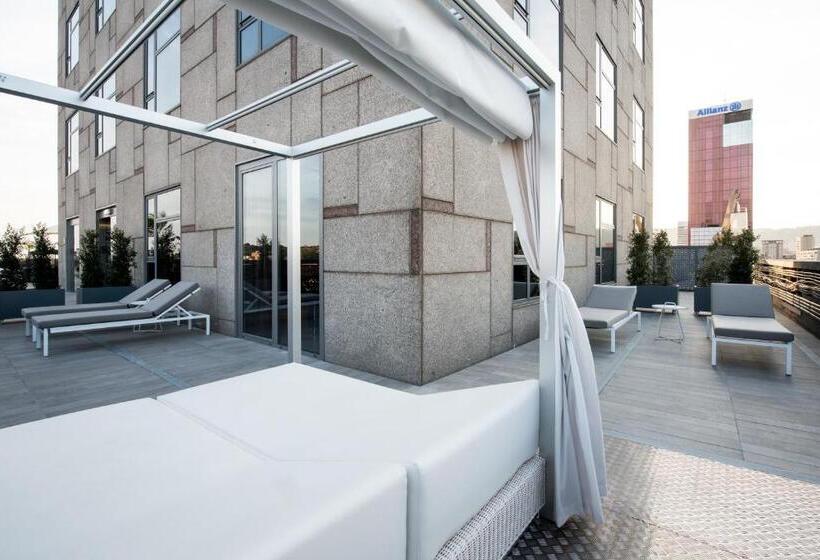 Отель Catalonia Barcelona Plaza