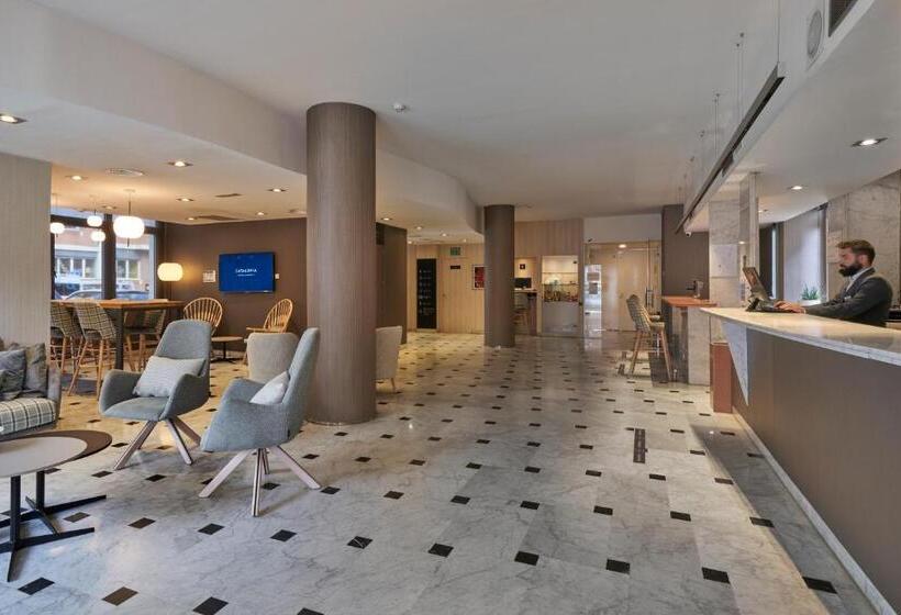 Отель Catalonia Bristol