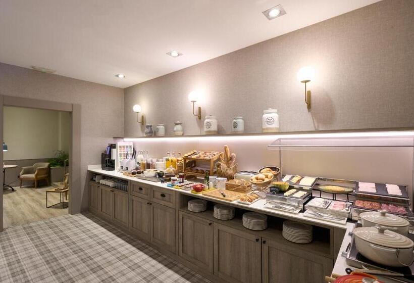 בית מלון כפרי Catalonia Castellnou