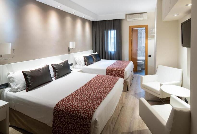 בית מלון כפרי Catalonia Castellnou