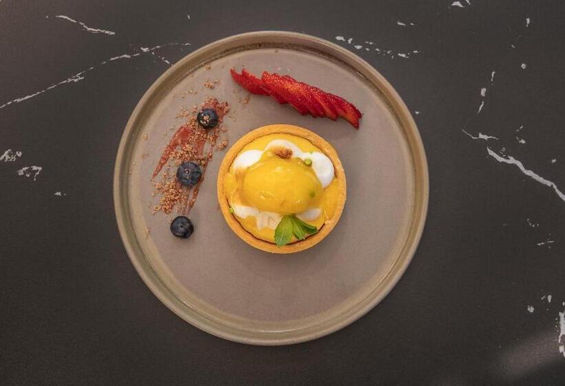 فندق Catalonia Excelsior