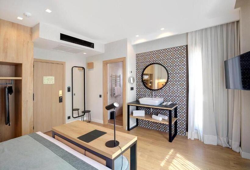 فندق Catalonia Excelsior