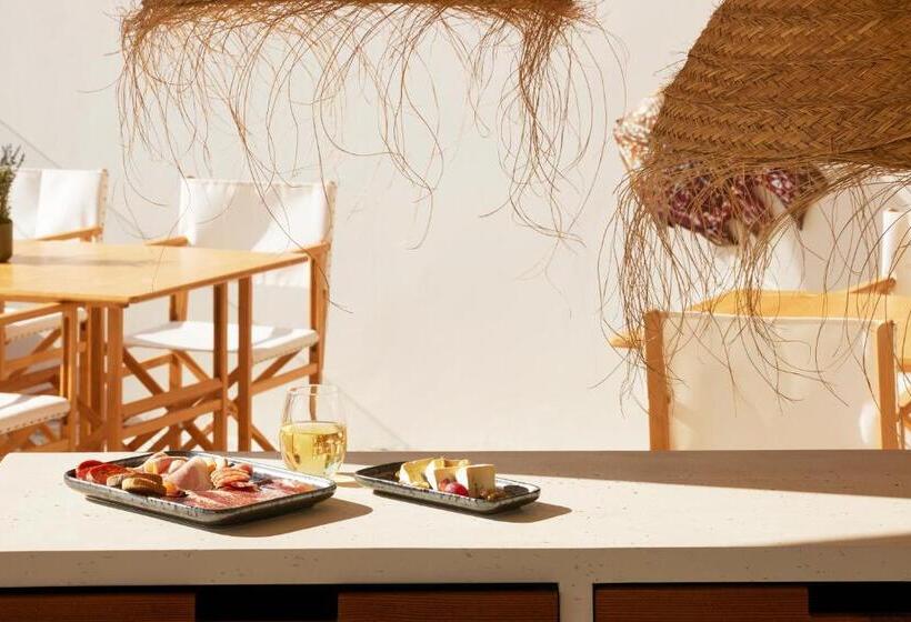 فندق Catalonia Mirador des Port