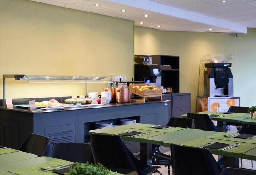 Отель Catalonia Park Putxet