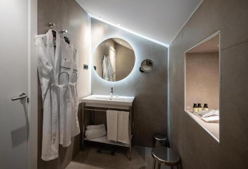 Отель Catalonia Park Putxet