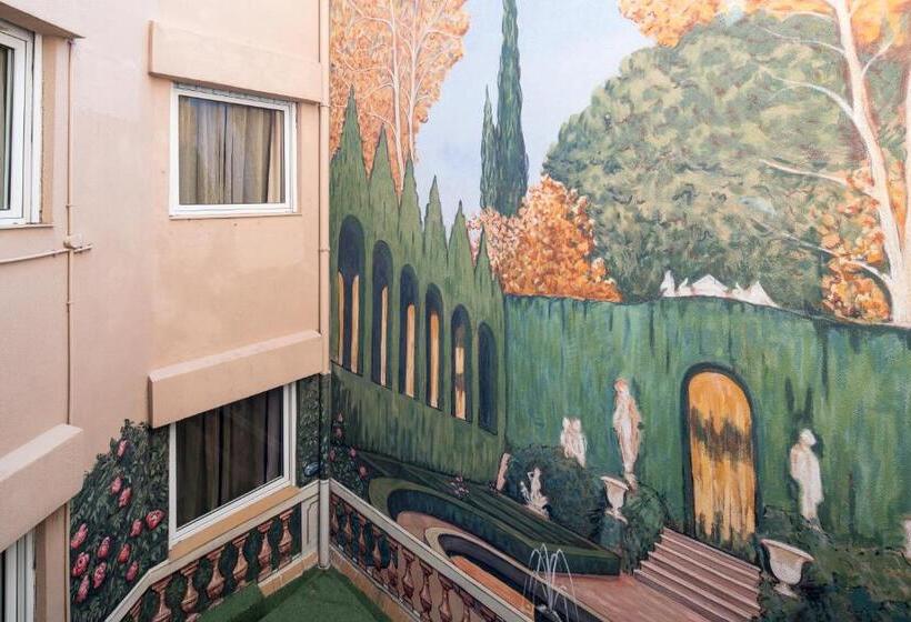 Отель Catalonia Park Putxet