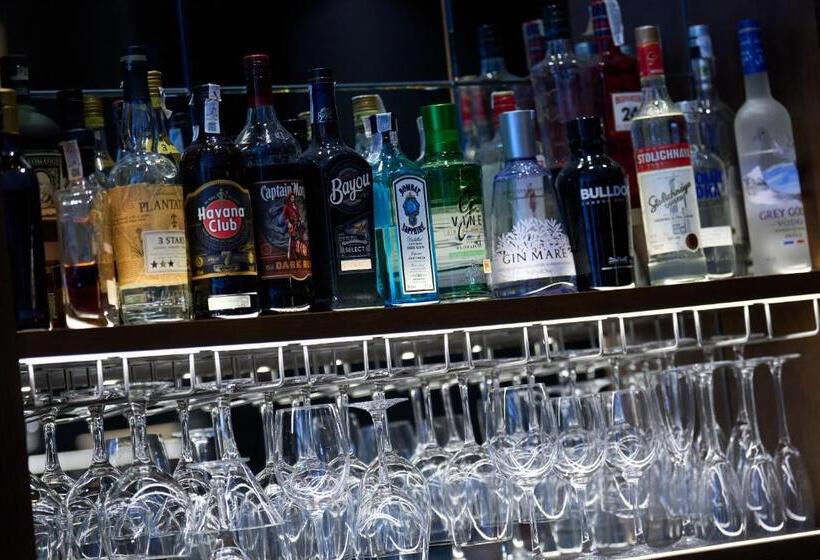 هتل Catalonia Plaza Catalunya