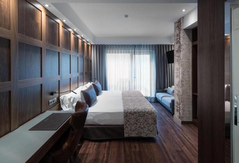 هتل Catalonia Plaza Catalunya