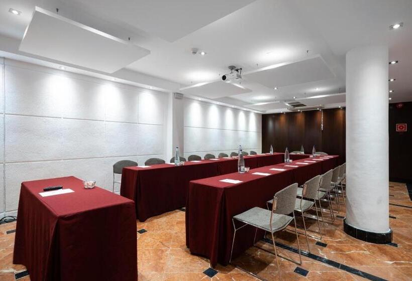 Отель Catalonia Roma