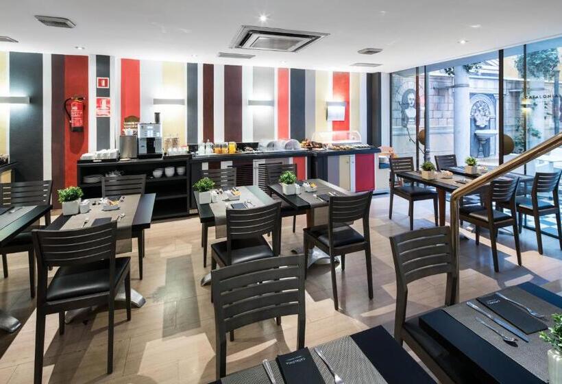 Отель Catalonia Roma