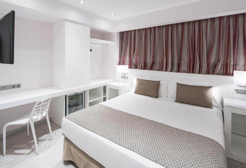 Отель Catalonia Roma