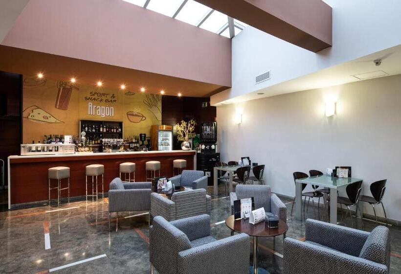 Отель Catalonia Sagrada Familia