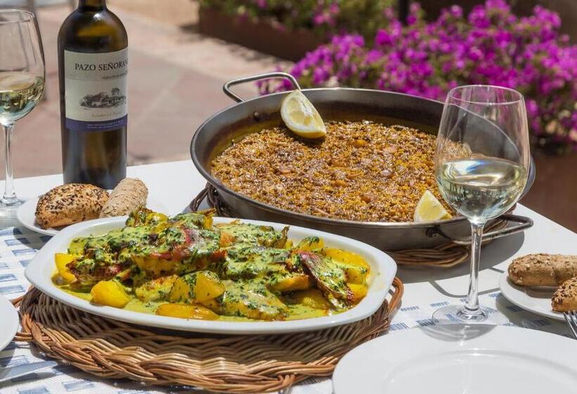 Отель Catalonia Ses Estaques - Adults Only