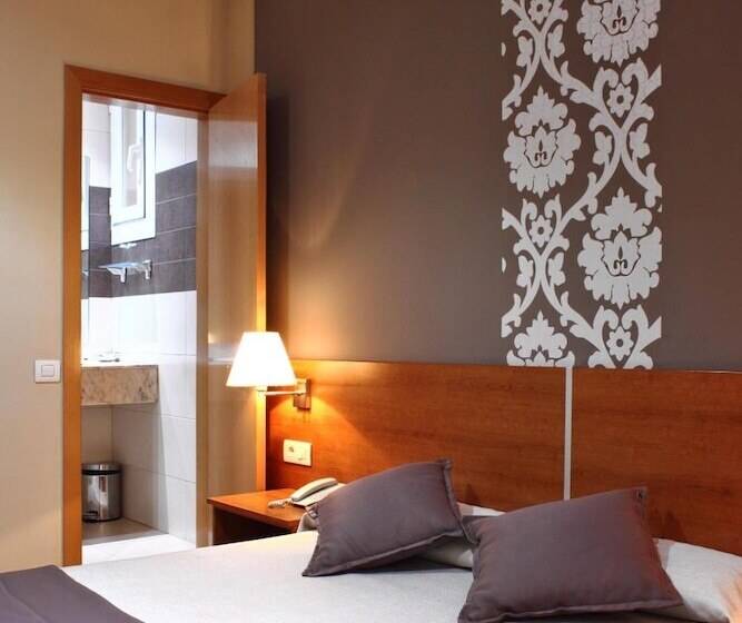 Отель Catalunya