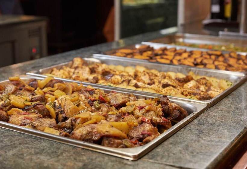 호텔 Checkin Garbí