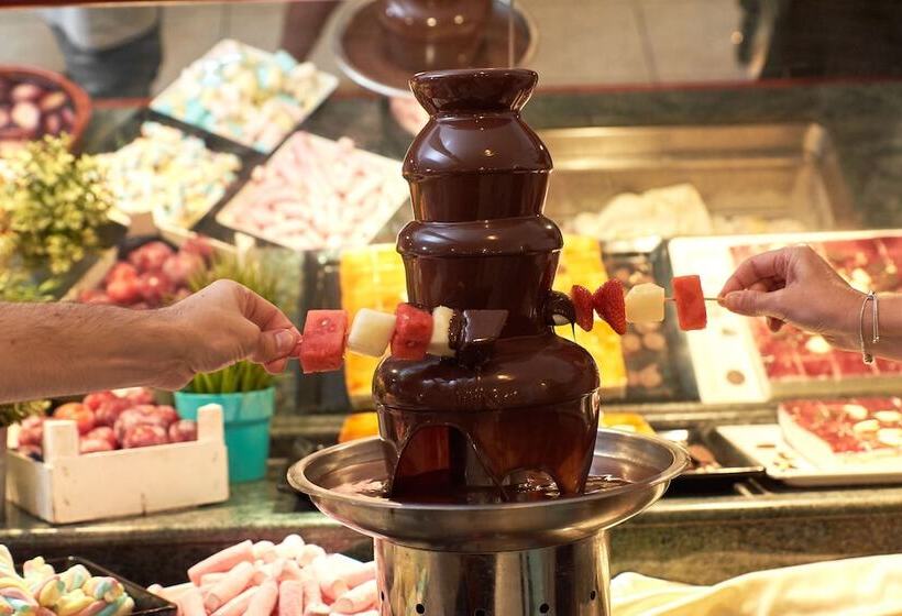 호텔 Checkin Garbí