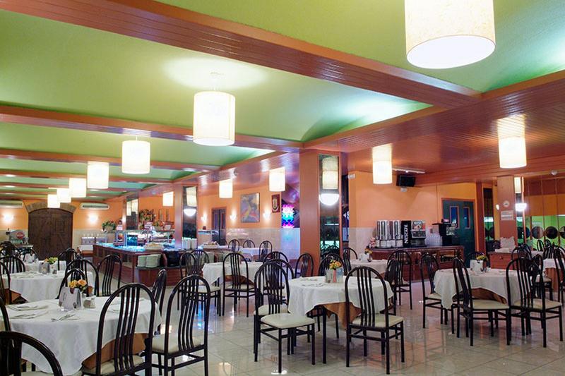 호텔 Checkin Garbí