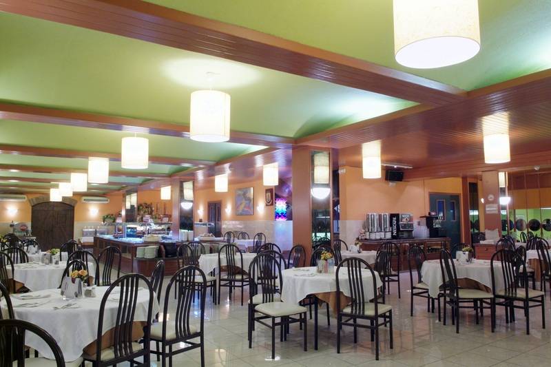 호텔 Checkin Garbí