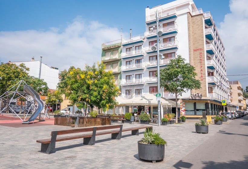 Отель Montpalau