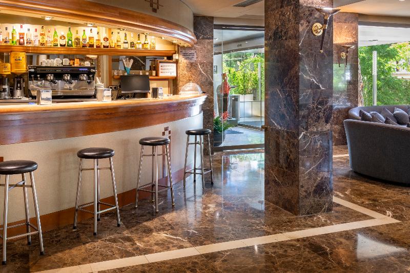 בית מלון כפרי Ciudad De Castelldefels