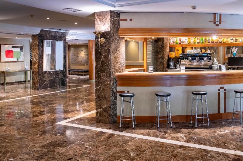 בית מלון כפרי Ciudad De Castelldefels