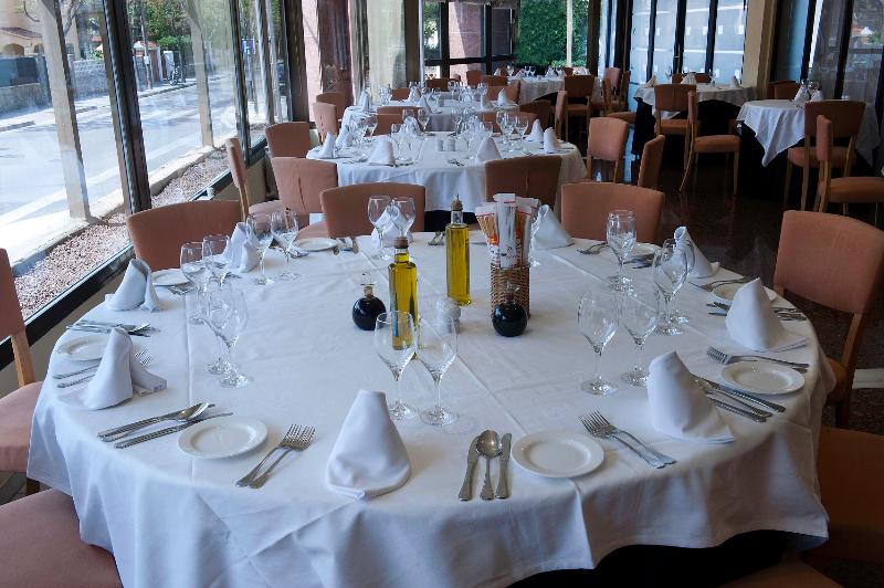 בית מלון כפרי Ciudad De Castelldefels