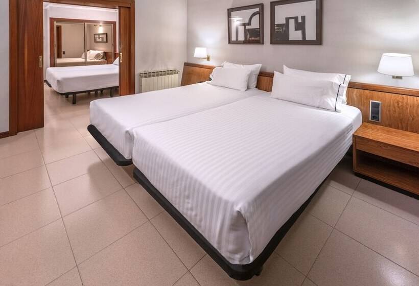 בית מלון כפרי Ciudad De Castelldefels