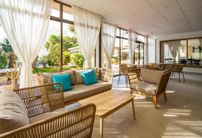 هتل Club Can Bossa