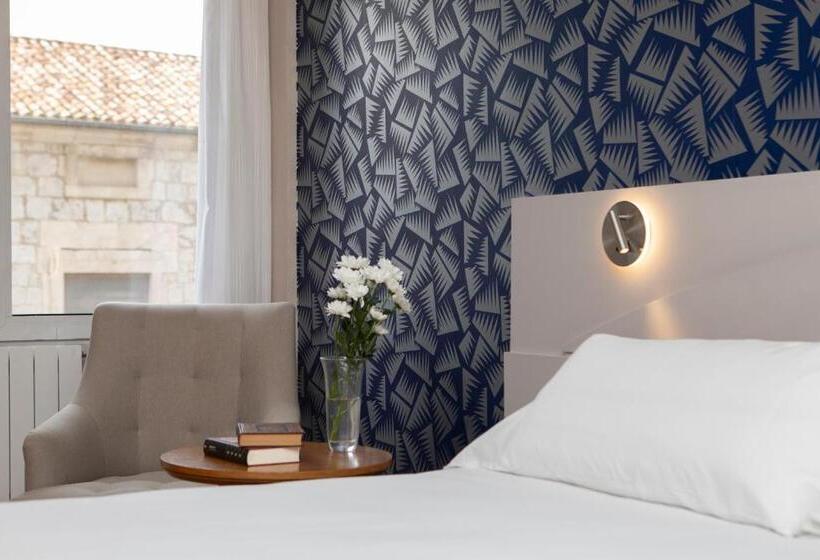 هتل Corona De Castilla Burgos