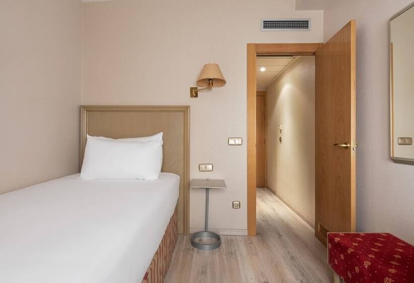 هتل Crisol Almirante Bonifaz