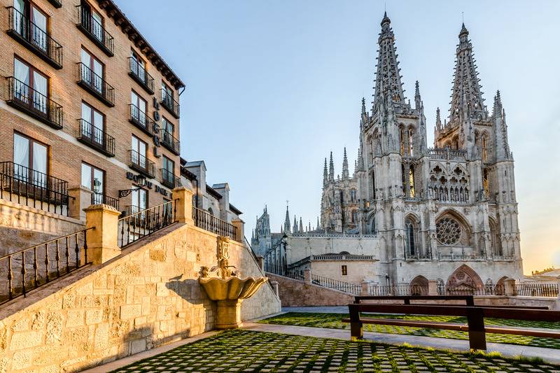 هتل Crisol Meson Del Cid