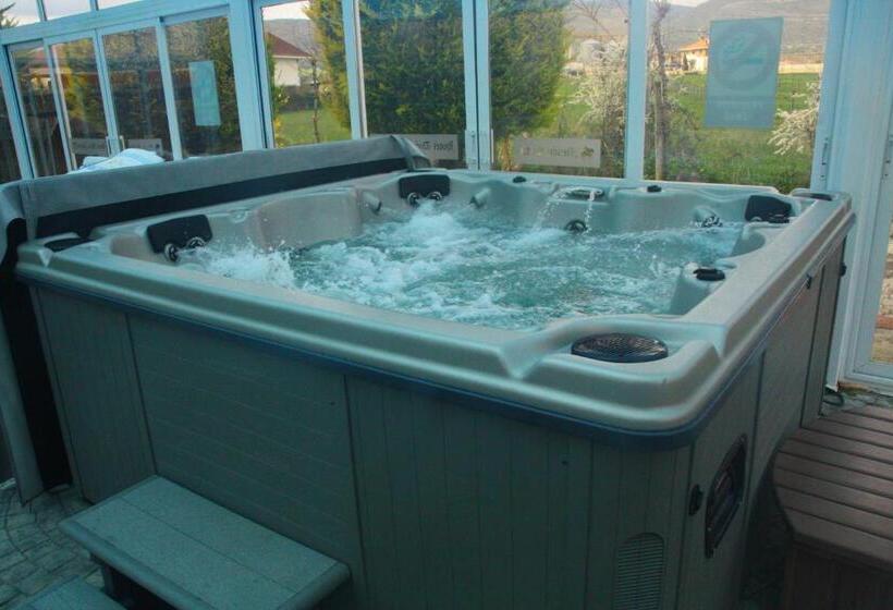 ホテル Doña Jimena