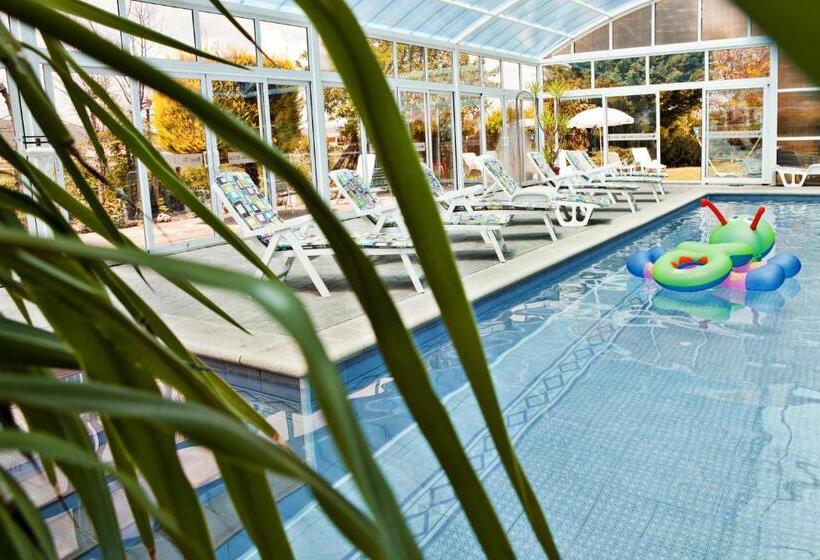 ホテル Doña Jimena