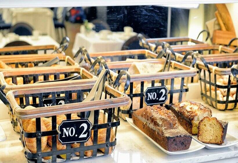 Отель El Avenida Palace