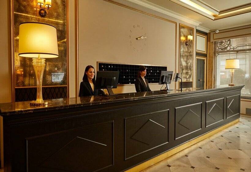 Отель El Avenida Palace