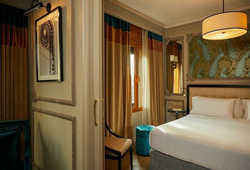 Отель El Avenida Palace