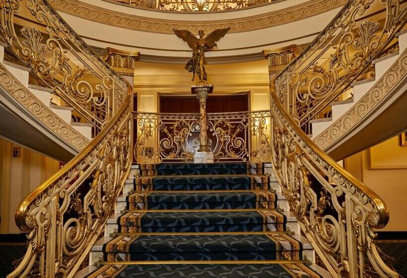 Отель El Avenida Palace