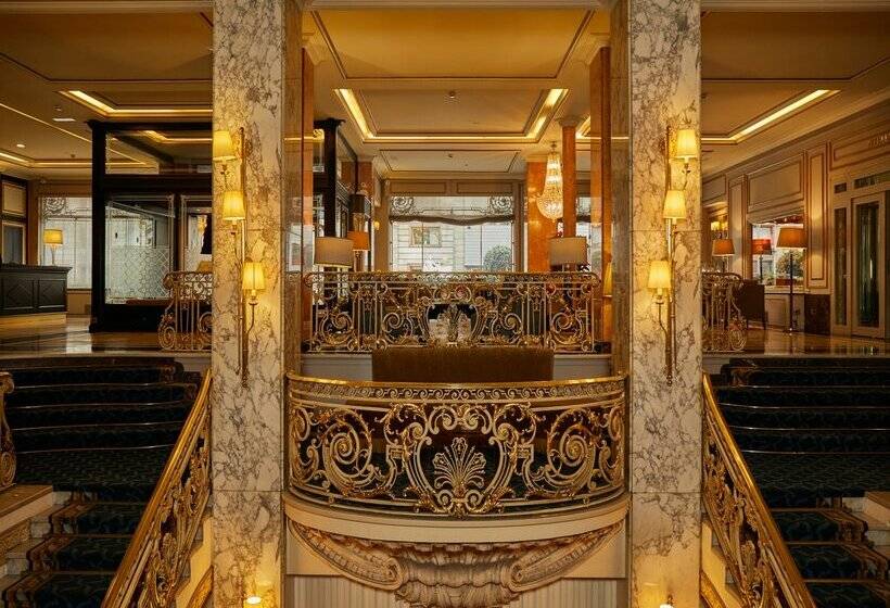 Отель El Avenida Palace