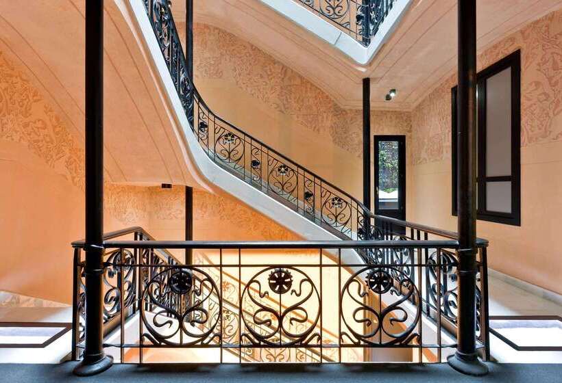 Отель España Ramblas