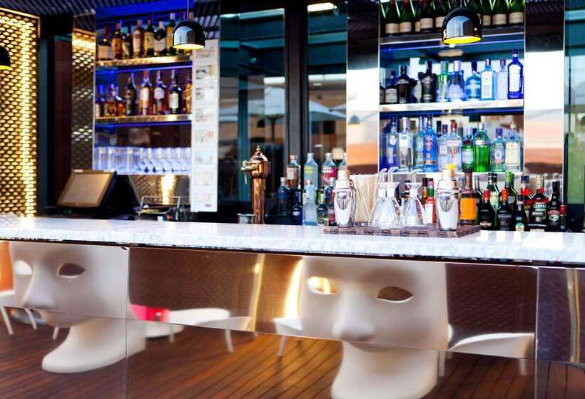 Отель España Ramblas