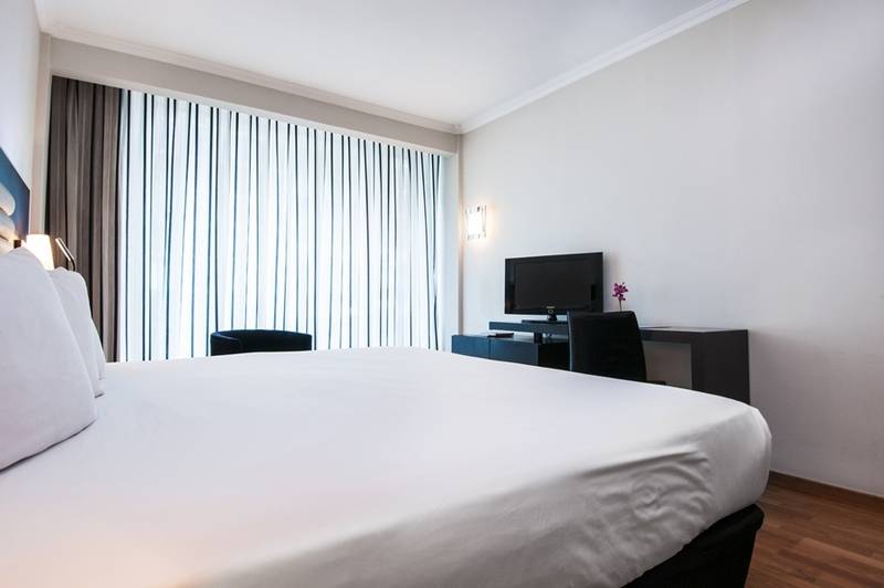 Отель Exe Cristal Palace