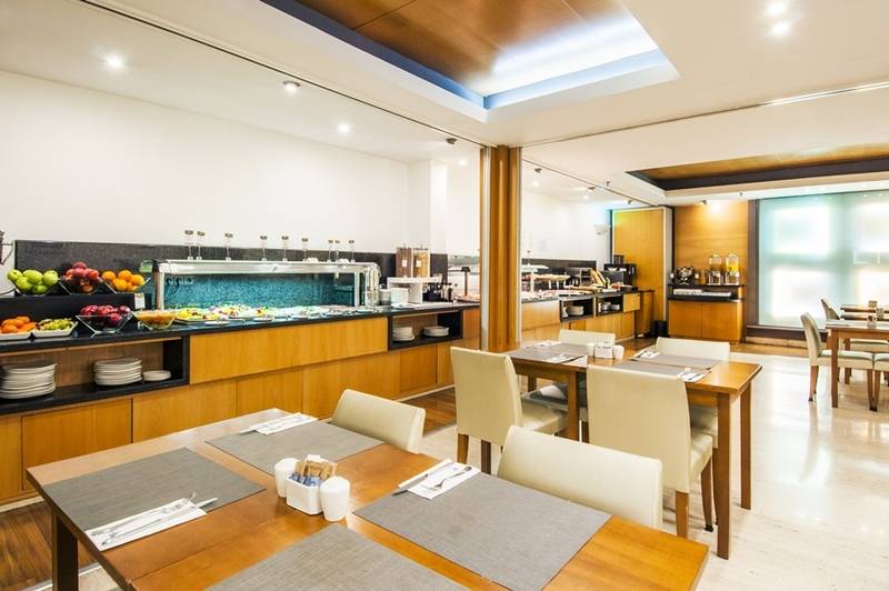 Отель Exe Cristal Palace