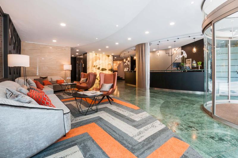 Отель Exe Cristal Palace