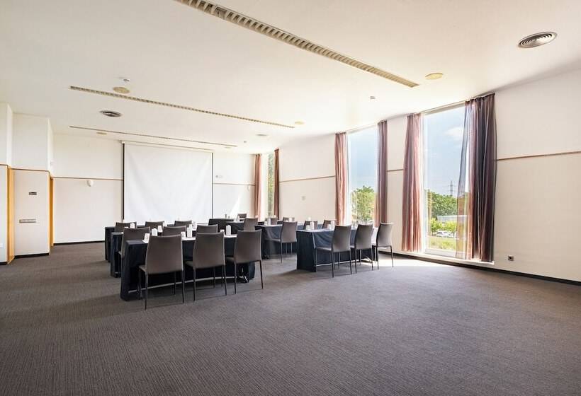 酒店 Exe Parc Del Vallés