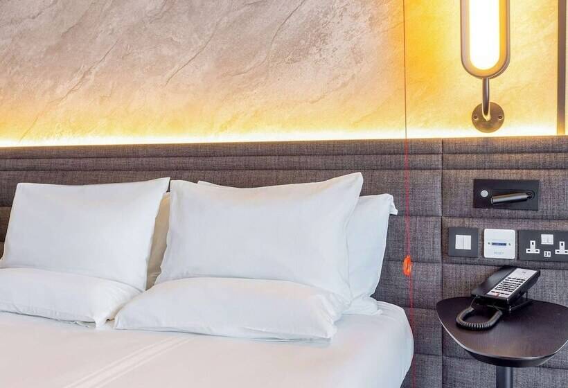 Novotel Valencia Lavant