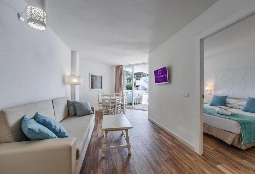 ホテル Fergus Style Cala Blanca Suites