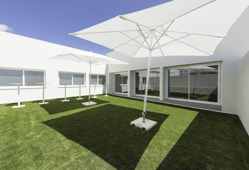 ホテル Garbi Ibiza & Spa